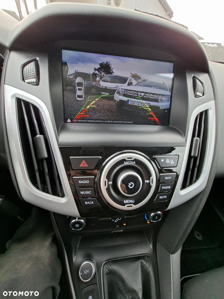 Ford Focus 1.0 EcoBoost 99g Start-Stopp-System SYNC Edition - 16