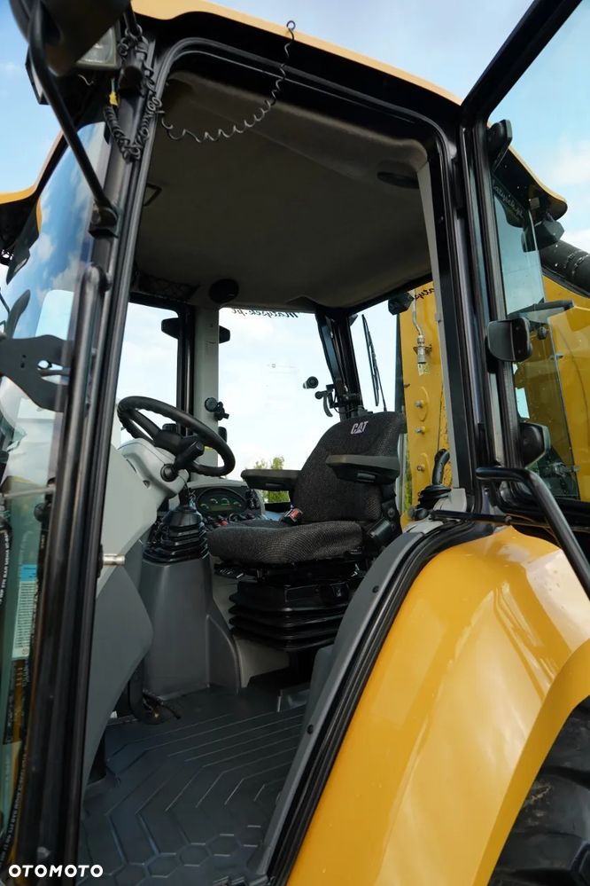 Caterpillar 432F / KOPARKO-ŁADOWARKA / 2017 / 5700 MTH / KLIMATYZACJA / KOMPLET ŁYŻEK - 27