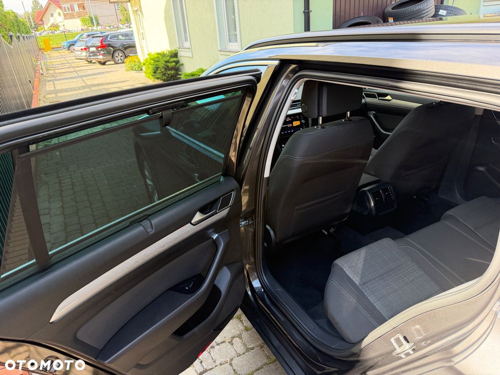 Volkswagen Passat 1.5 TSI EVO Elegance - 7