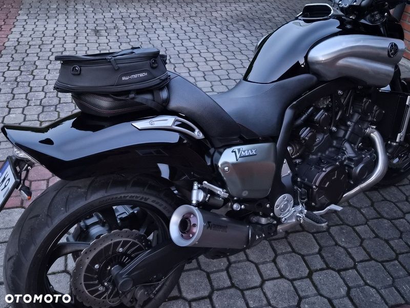 Yamaha V-MAX - 3