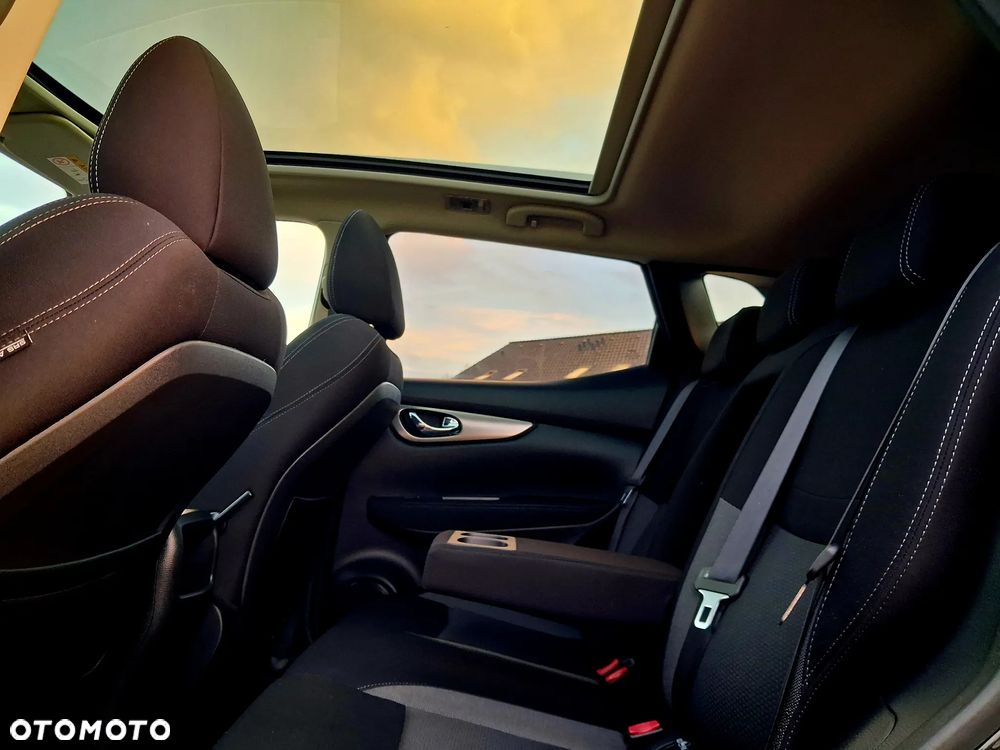 Nissan Qashqai 1.2 DIG-T N-Connecta - 26