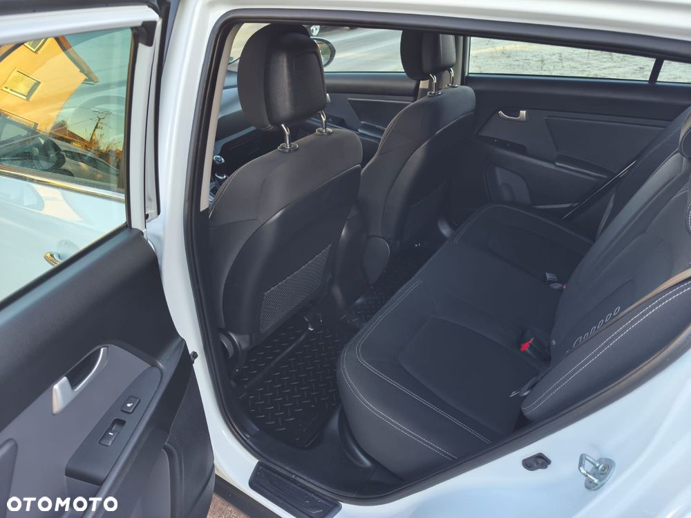 Kia Sportage 1.6 GDI L 2WD - 17