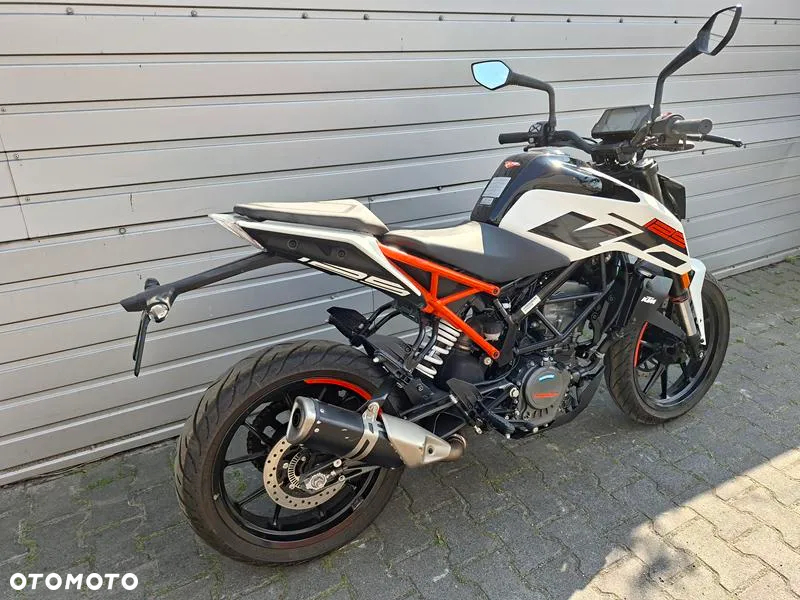 KTM Duke - 4