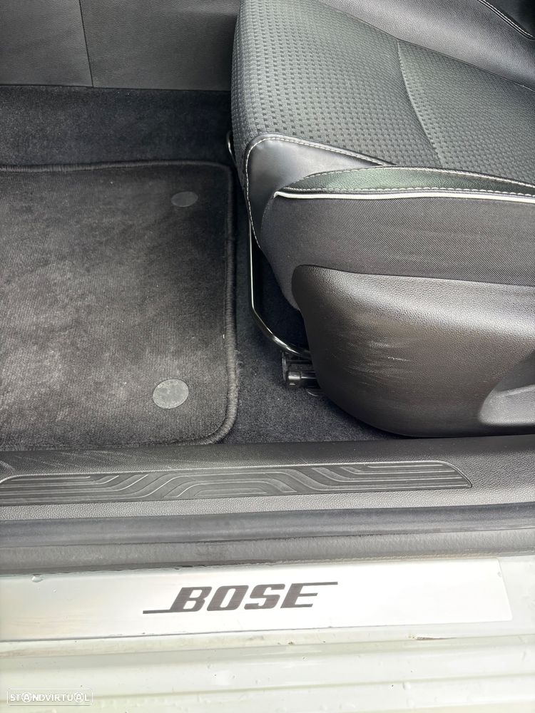 Renault Mégane TCe 140 GPF BOSE EDITION - 28