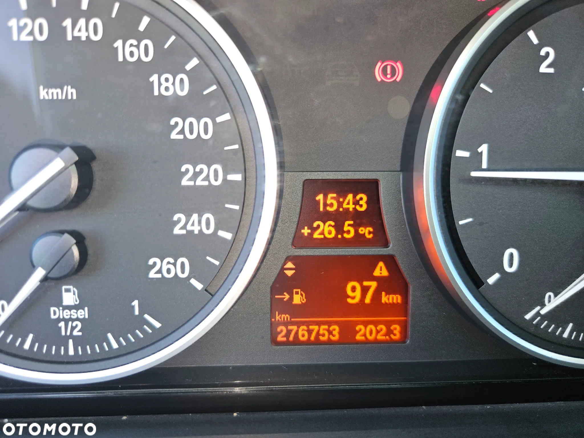 BMW Seria 5 520d - 25