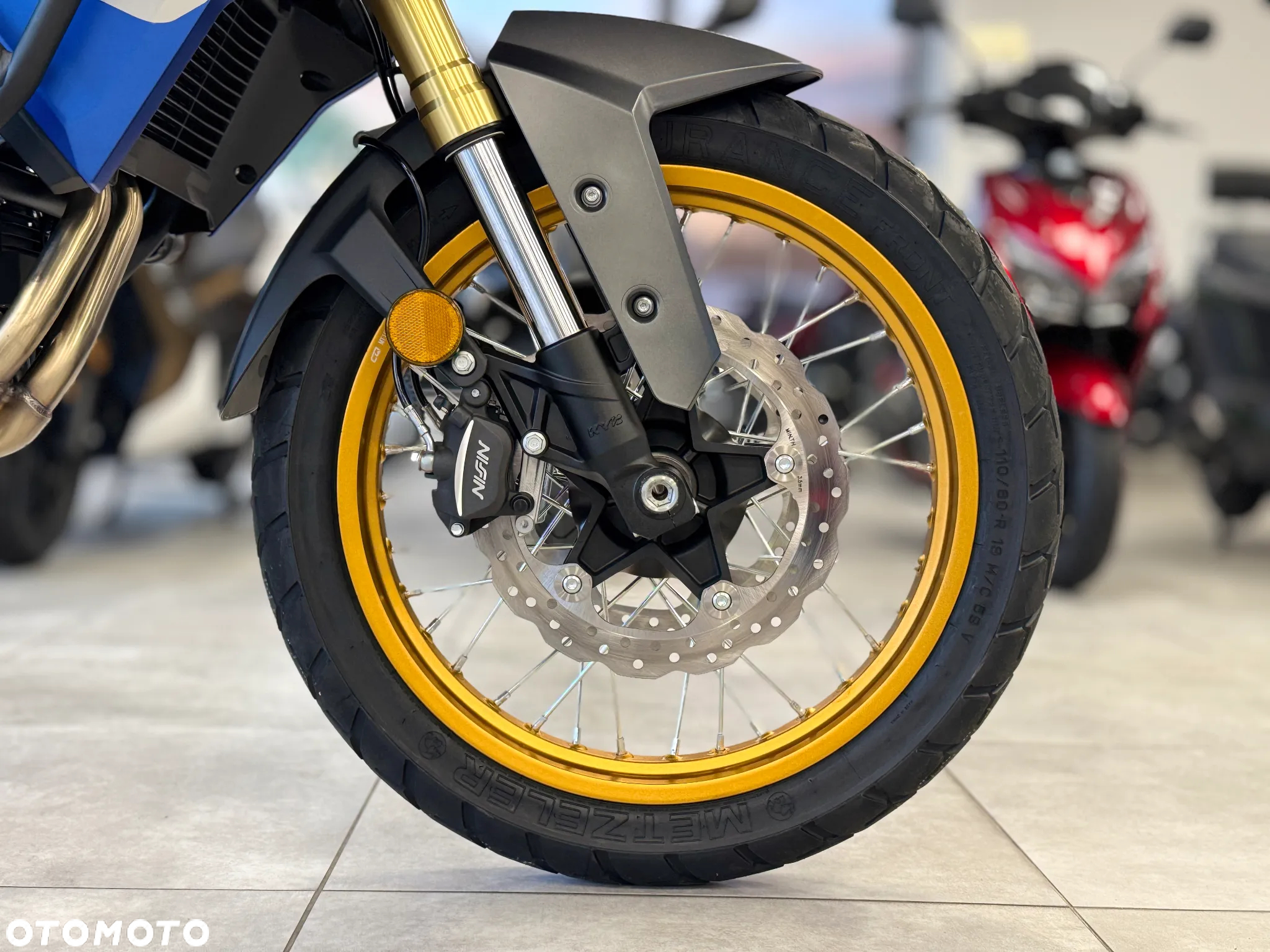 VOGE 525DSX - 14