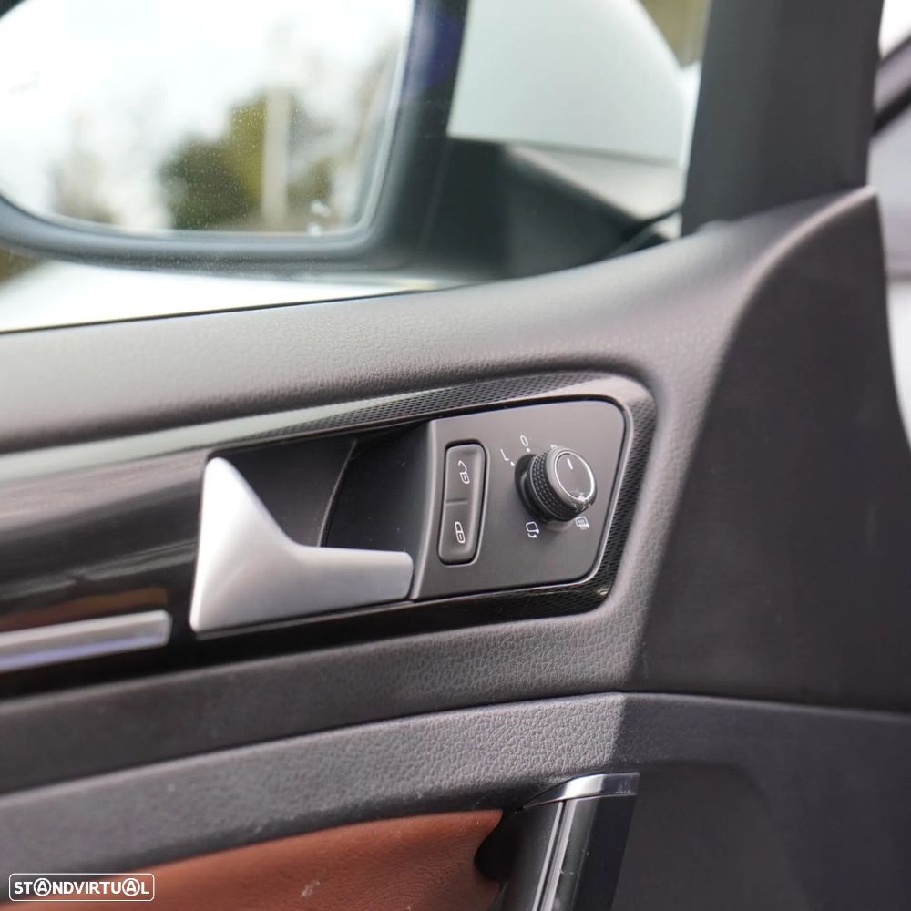 VW Golf 1.4 GTE Plug-in - 36