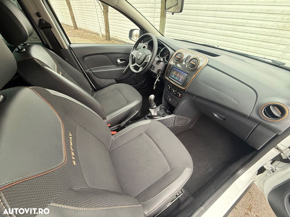Dacia Sandero Stepway TCe 90 Prestige - 16