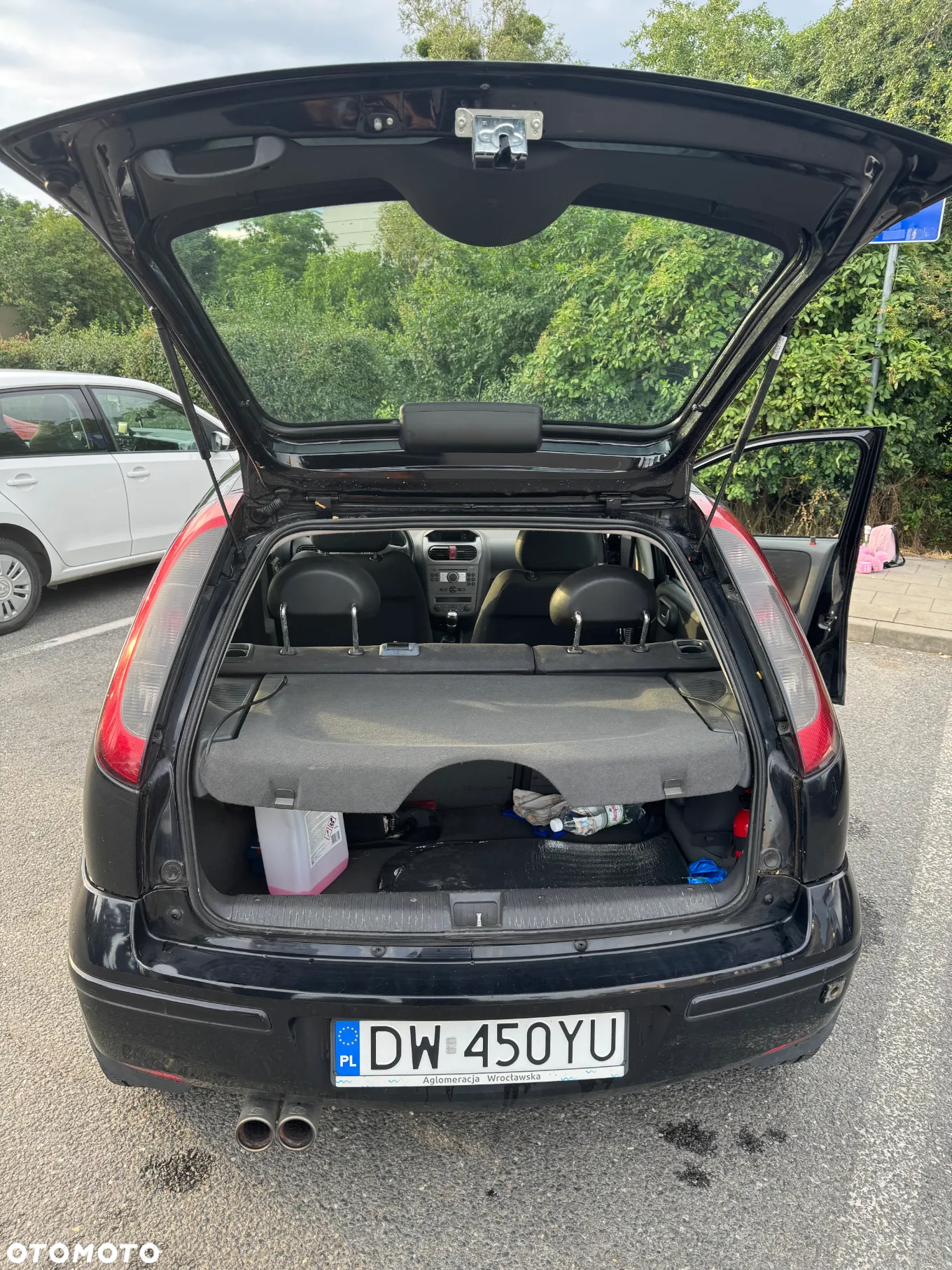 Opel Corsa 1.8 16V Enjoy - 9