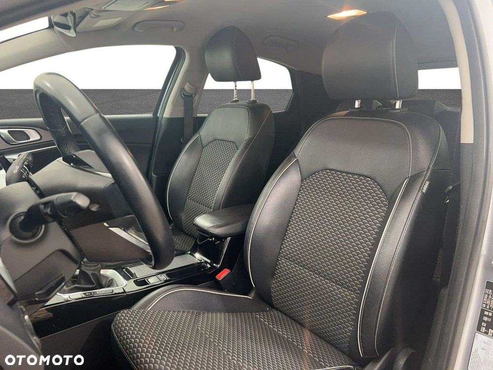 Kia XCeed 1.5 T-GDI L - 16