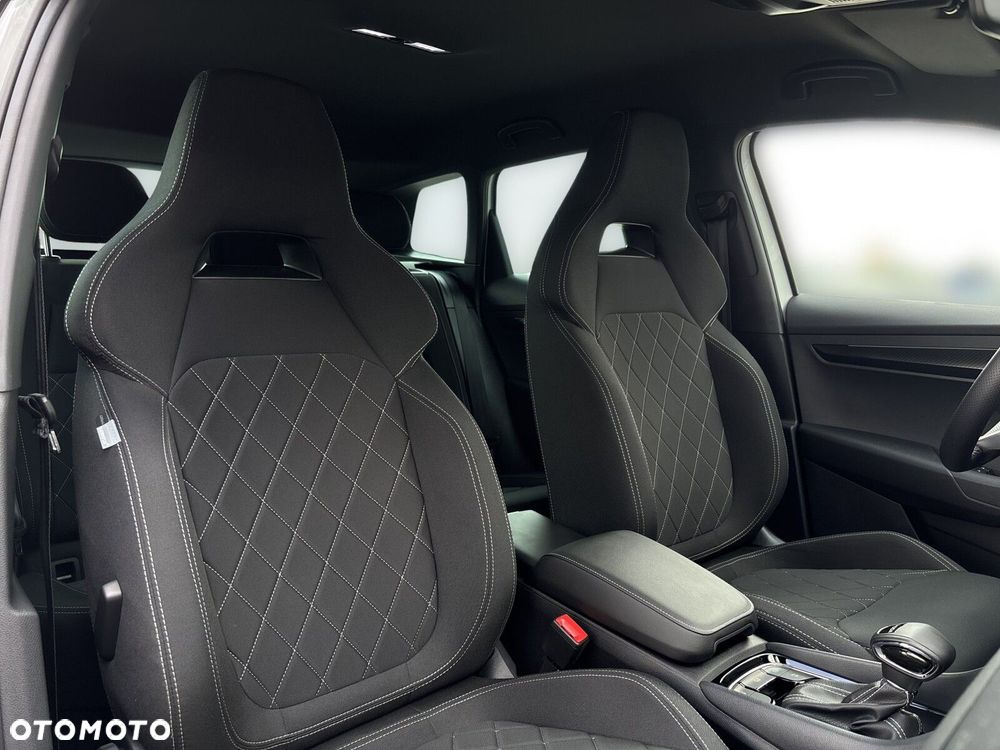 Skoda Karoq 1.5 TSI ACT Sportline DSG - 32