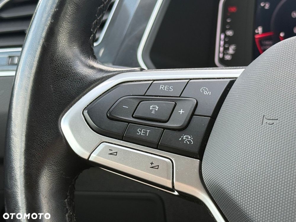 Volkswagen Tiguan 2.0 TSI 4Mot Elegance DSG - 19