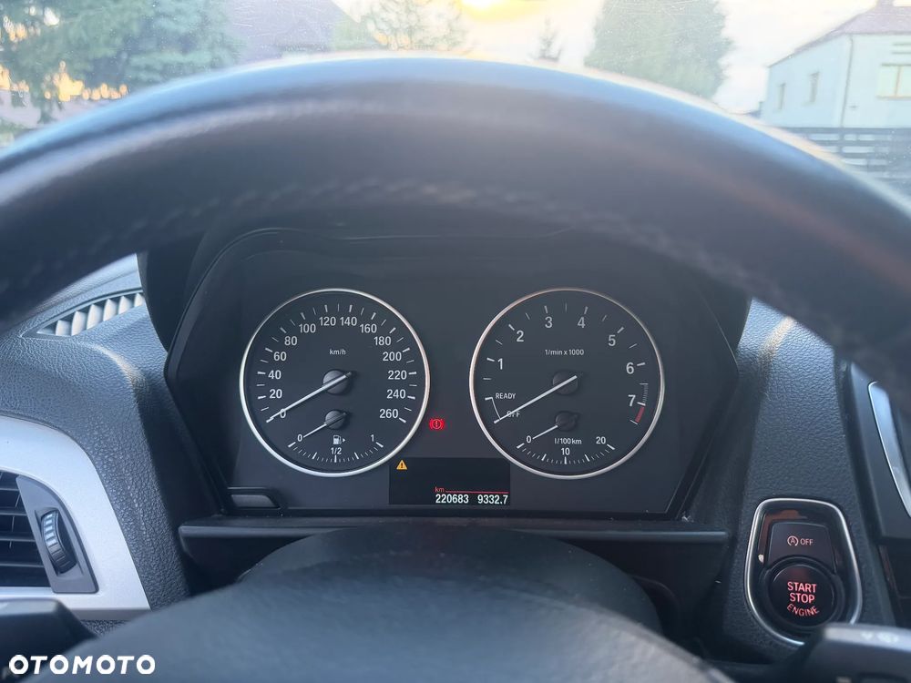 BMW Seria 1 118i - 6