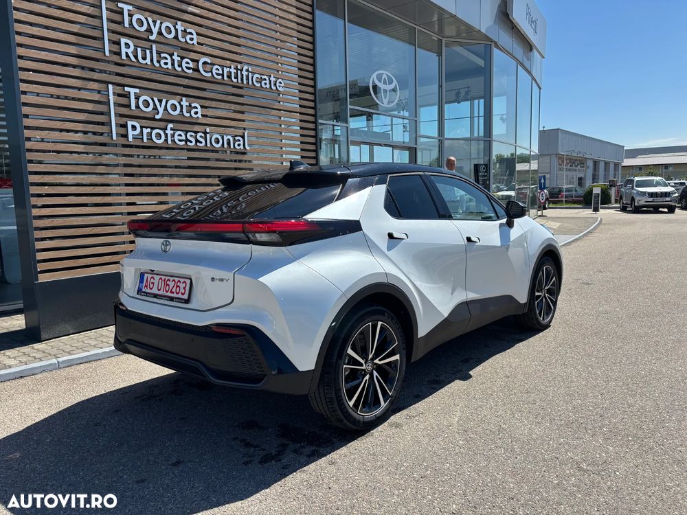 TOYOTA C-HR 2026 — imagine 4