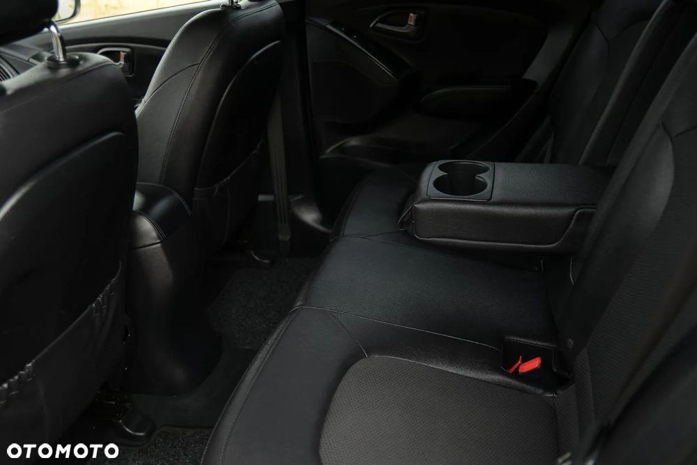 Hyundai ix35 2.0 CRDi 4WD Automatik Fifa World Cup Gold Edition - 23