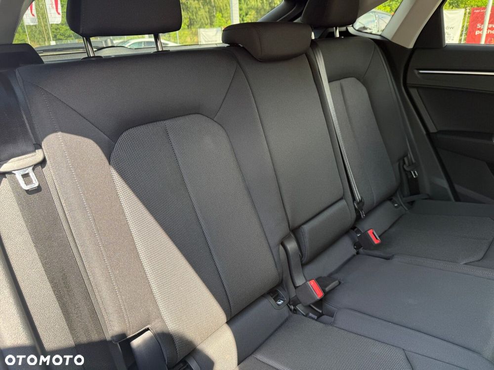 Audi Q3 Sportback - 14