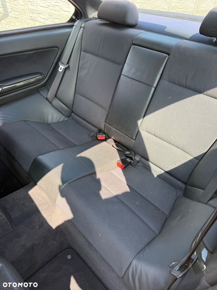 BMW Seria 3 328Ci - 12