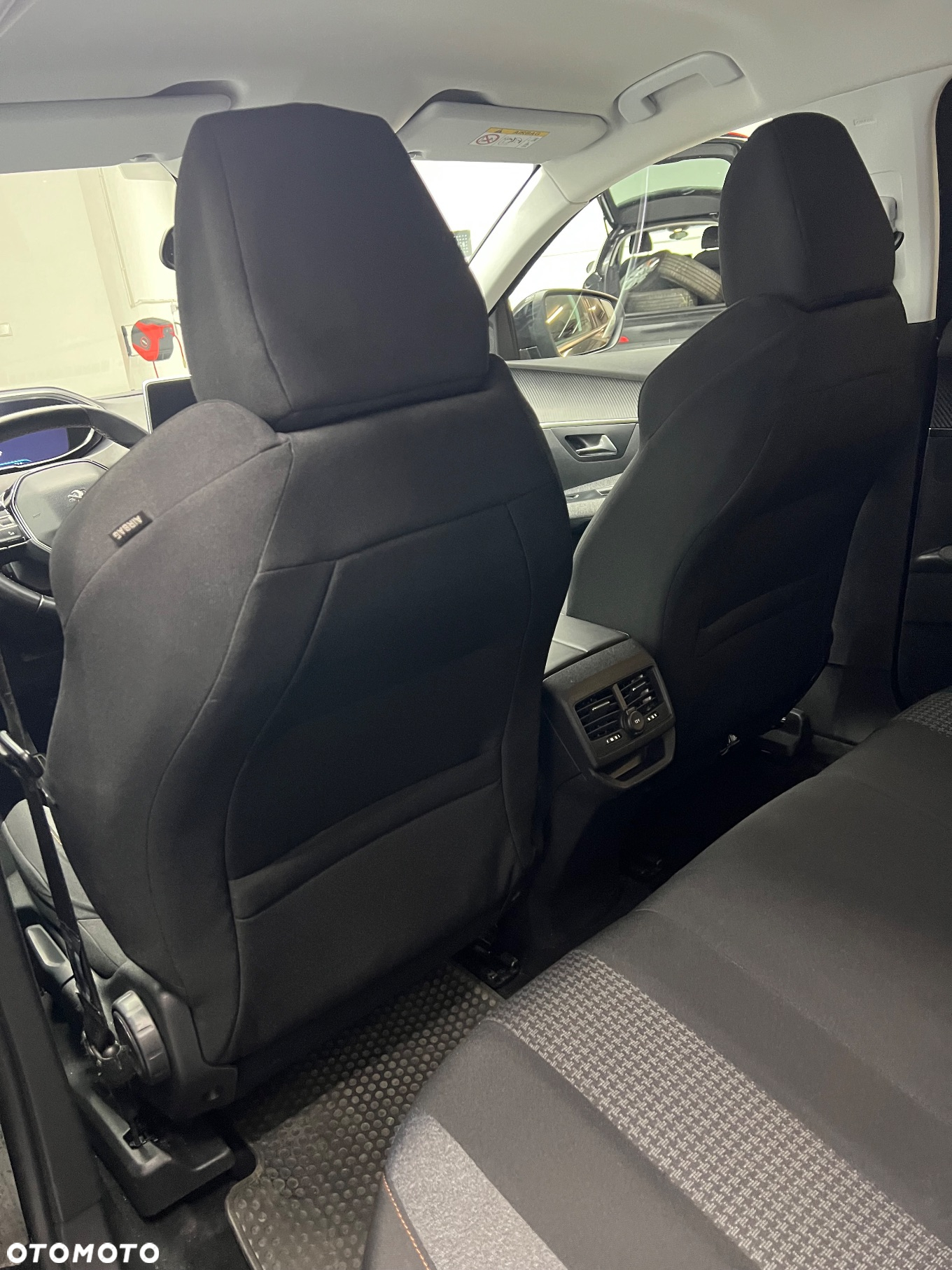 Peugeot 3008 PureTech 130 Stop & Start GPF Allure - 6
