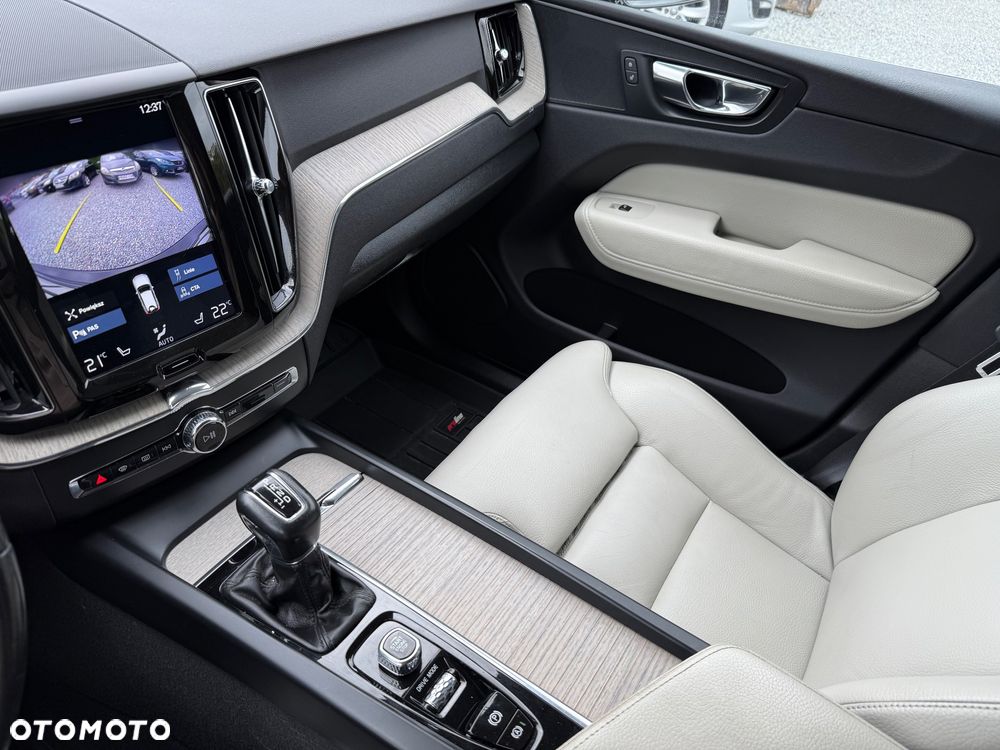 Volvo XC 60 D4 AWD Inscription - 12