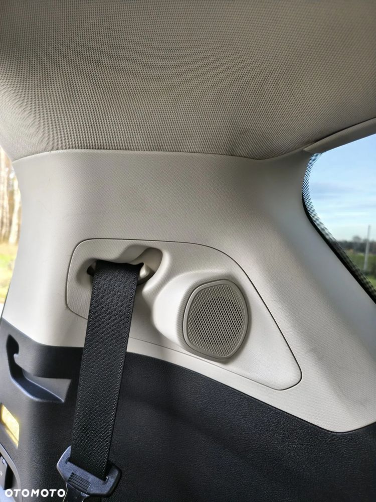 Ford S-Max 2.0 TDCi Titanium PowerShift - 35