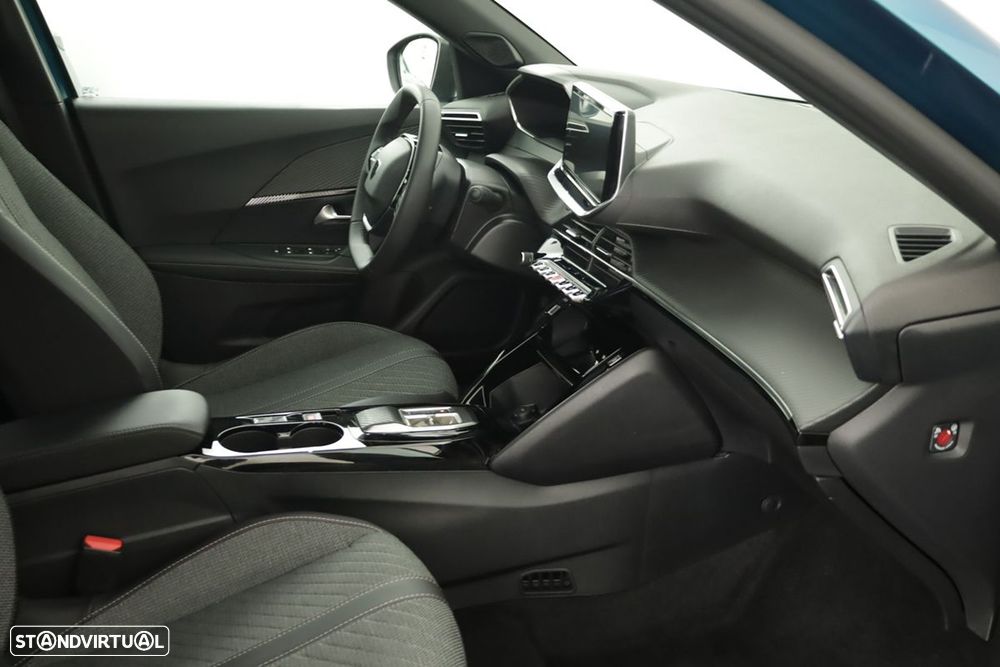 Peugeot e-2008 54 kWh Allure - 22