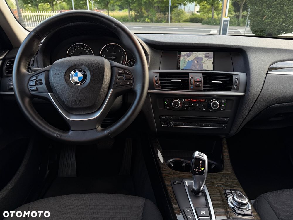 BMW X3 xDrive20d - 27