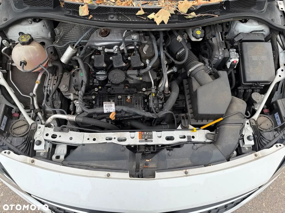 Opel Astra 1.4 T Edition S&S - 12