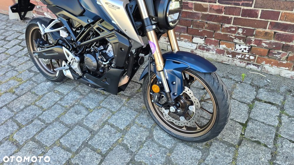Honda CB - 38