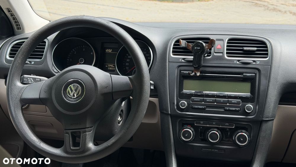 Volkswagen Golf 2.0 TDI Comfortline - 8