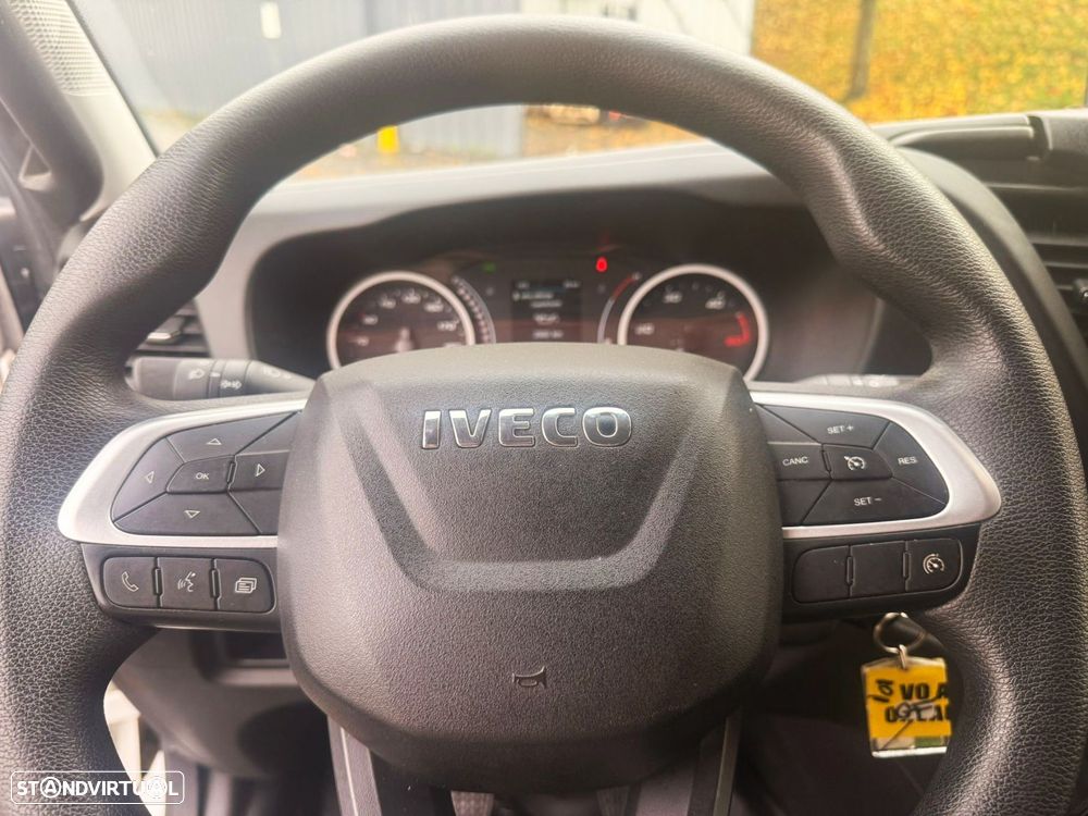 Iveco Daily 2.3 35S14 L5H2 18m3 - 15