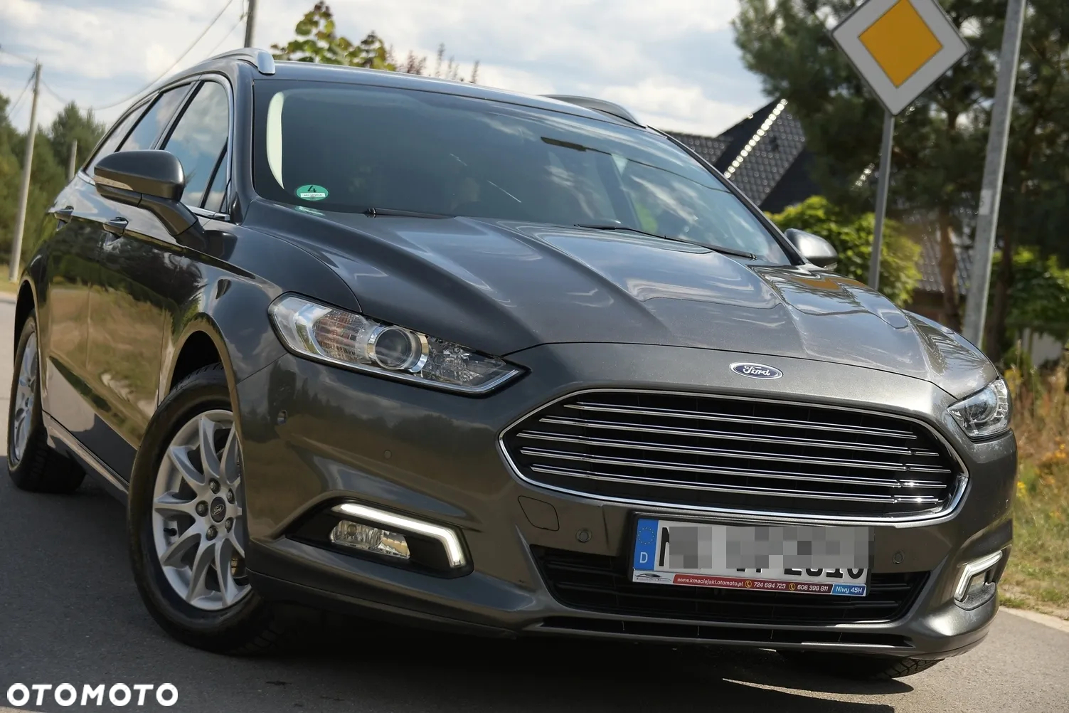 Ford Mondeo - 12
