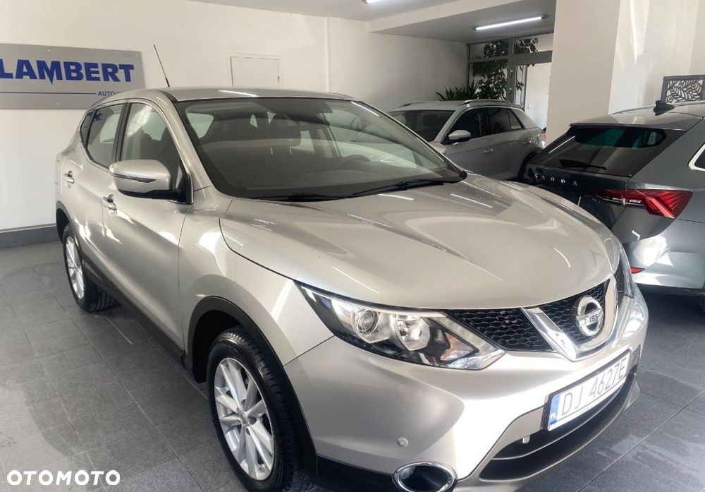 Nissan Qashqai - 1