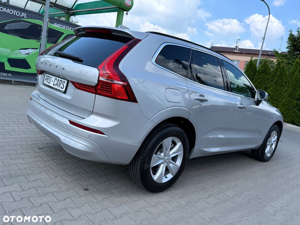 Volvo XC 60 B4 D Geartronic Momentum Pro - 39