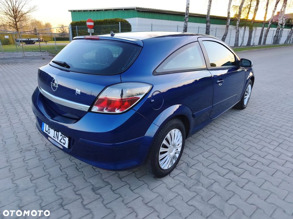 Opel Astra - 4