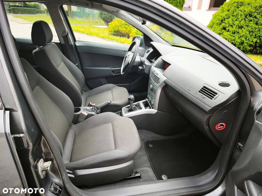 Opel Astra 1.6 Enjoy - 15