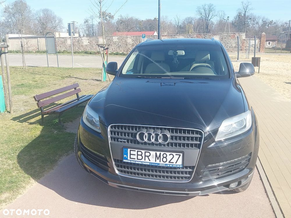 Audi Q7 - 13