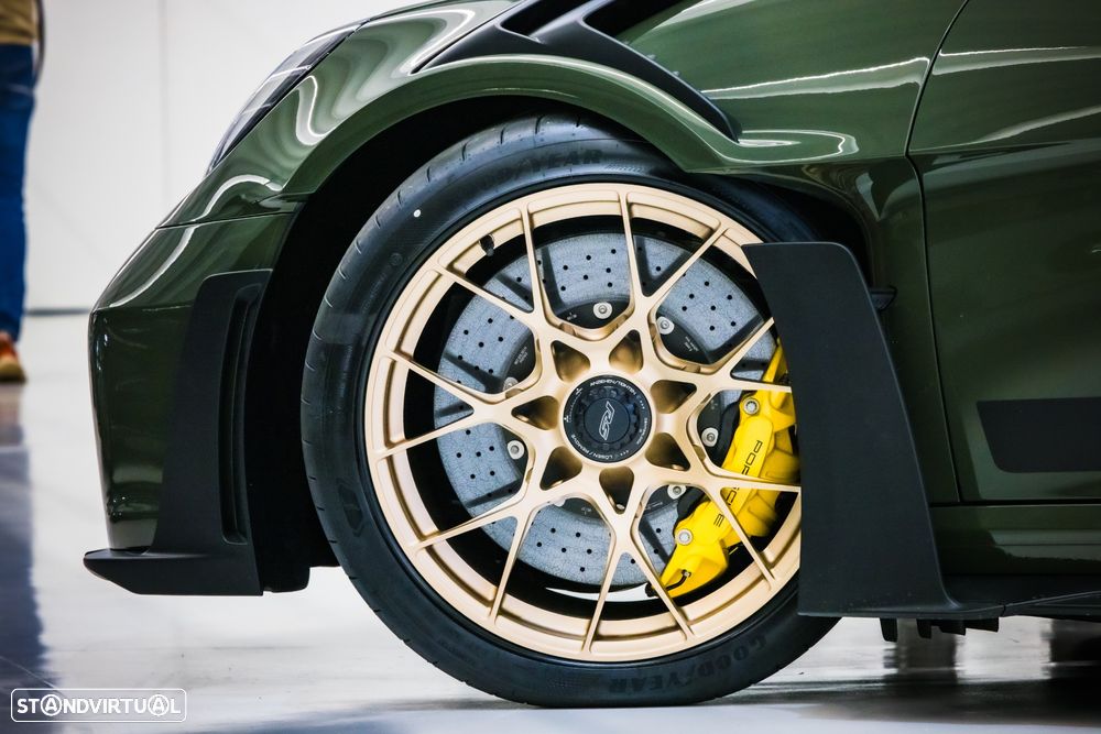 Porsche 911 (992) GT3 RS - 11