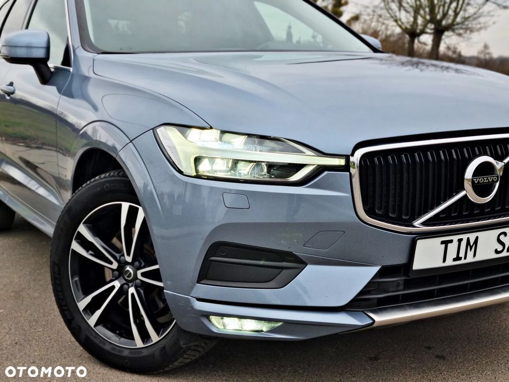 Volvo XC 60 D4 Momentum Pro - 4