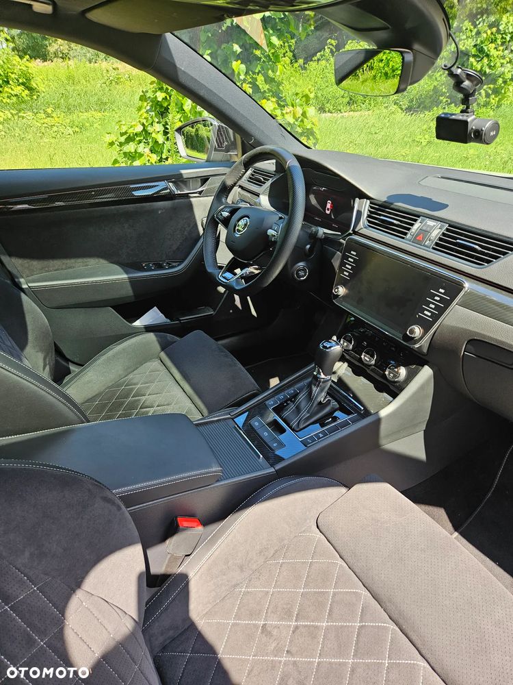 Skoda Superb 2.0 TSI 4x4 Sportline DSG - 9