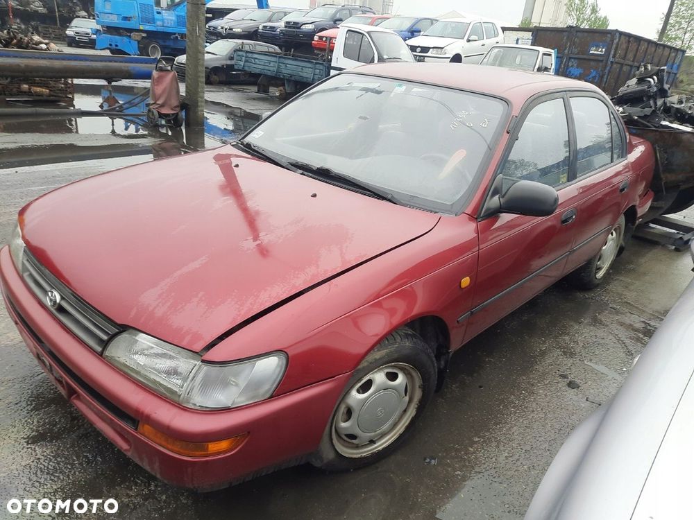 CZĘŚCI Toyota Corolla E10 1992-1997 1,3 16V 4EFE BENZYNA SEDAN BORDO - 2