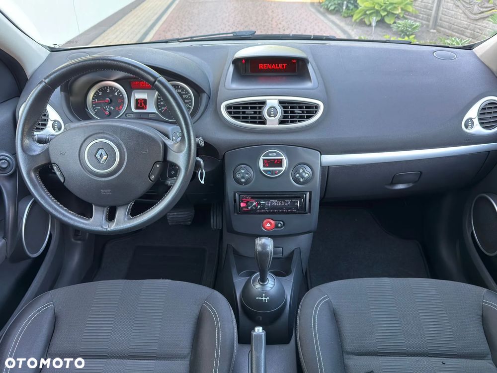 Renault Clio - 27