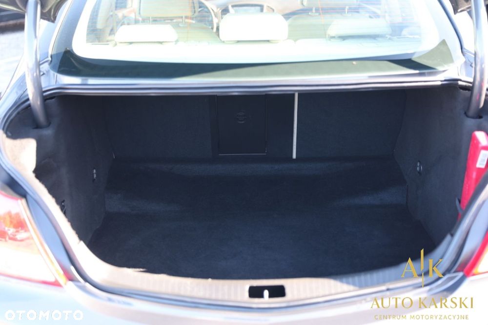 Opel Insignia - 38