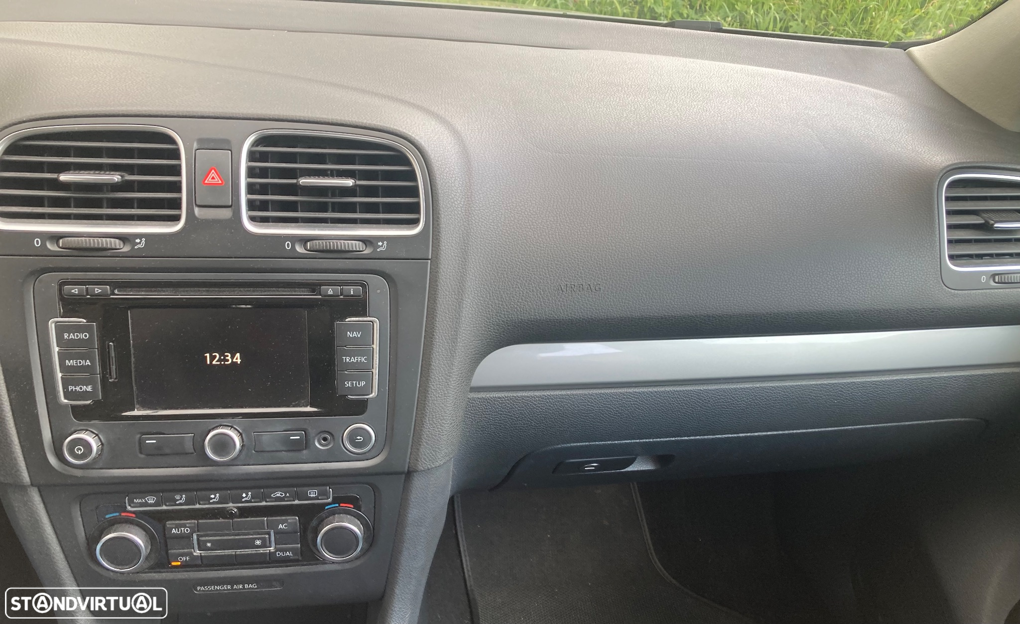 VW Golf 1.6 TDi Trendline BlueMotion - 7