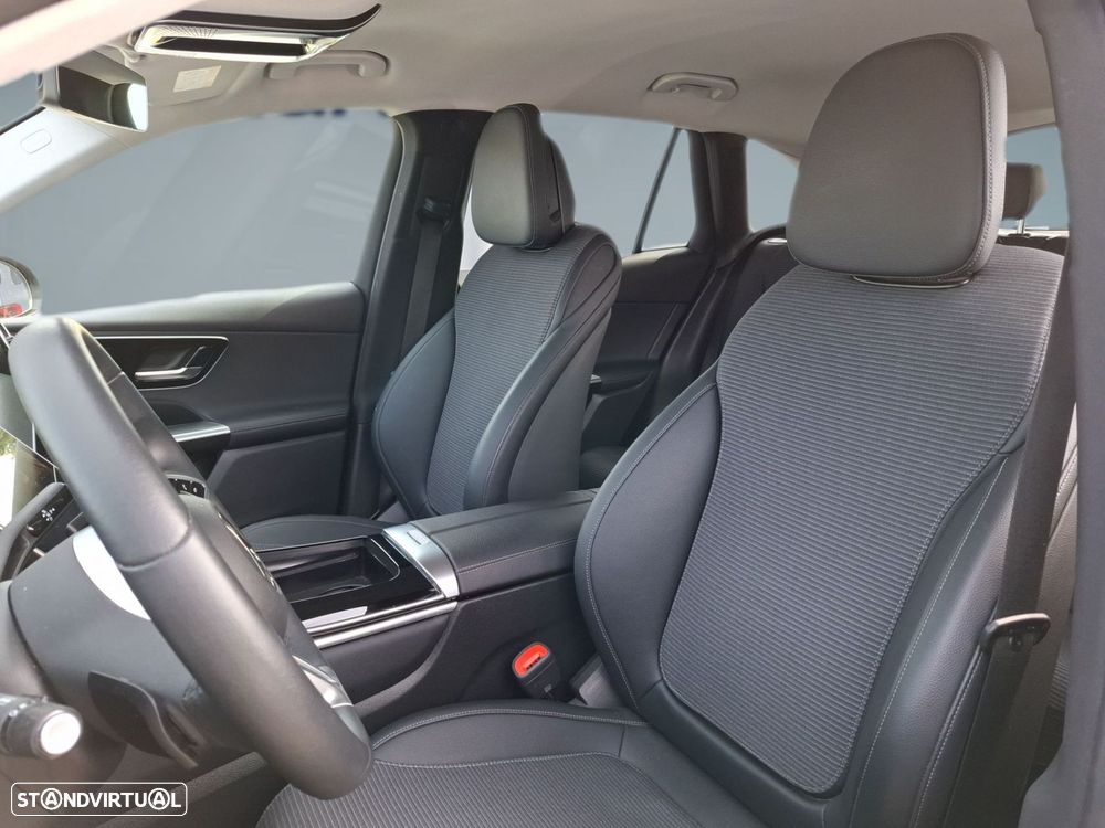 Mercedes-Benz GLC 220 d 4Matic — fotografia 11