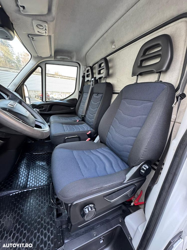 Iveco Daily 35S16 cub cu lift - 11