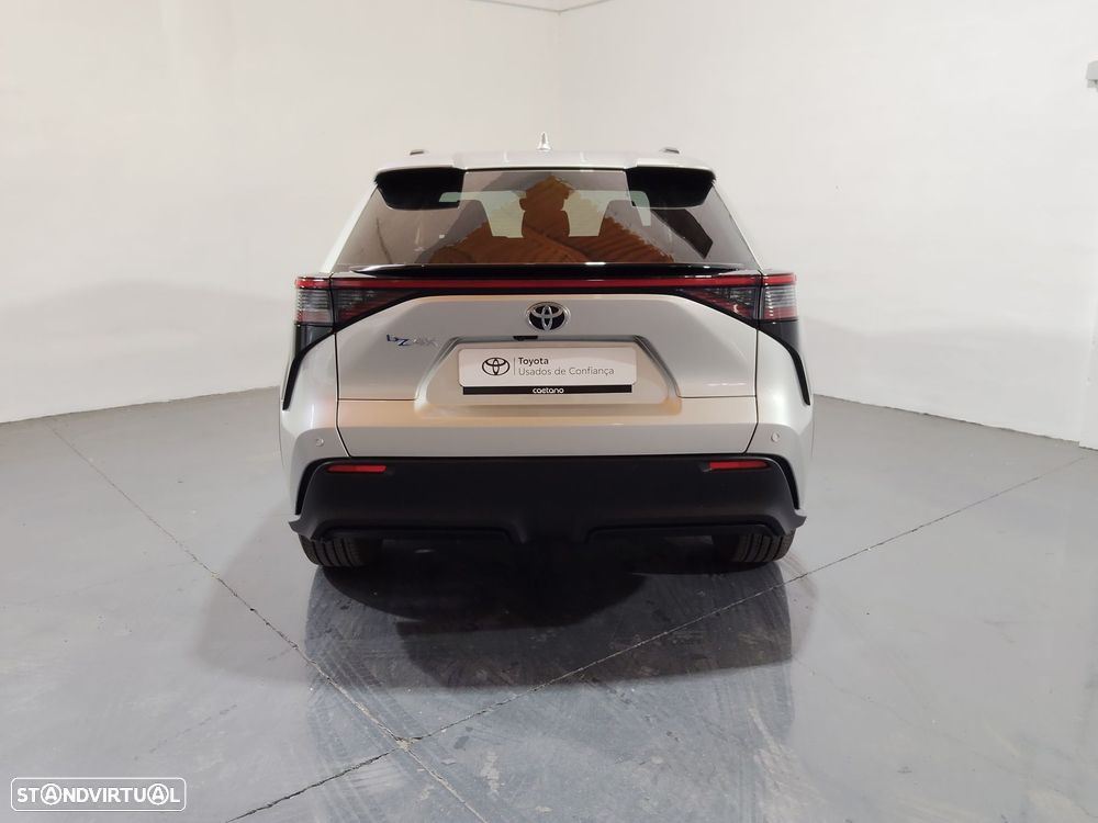 Toyota bZ4X - 5