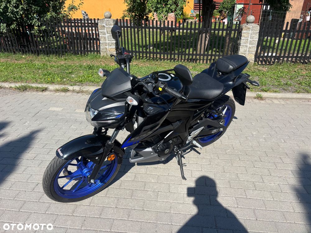 Suzuki GSX - 9