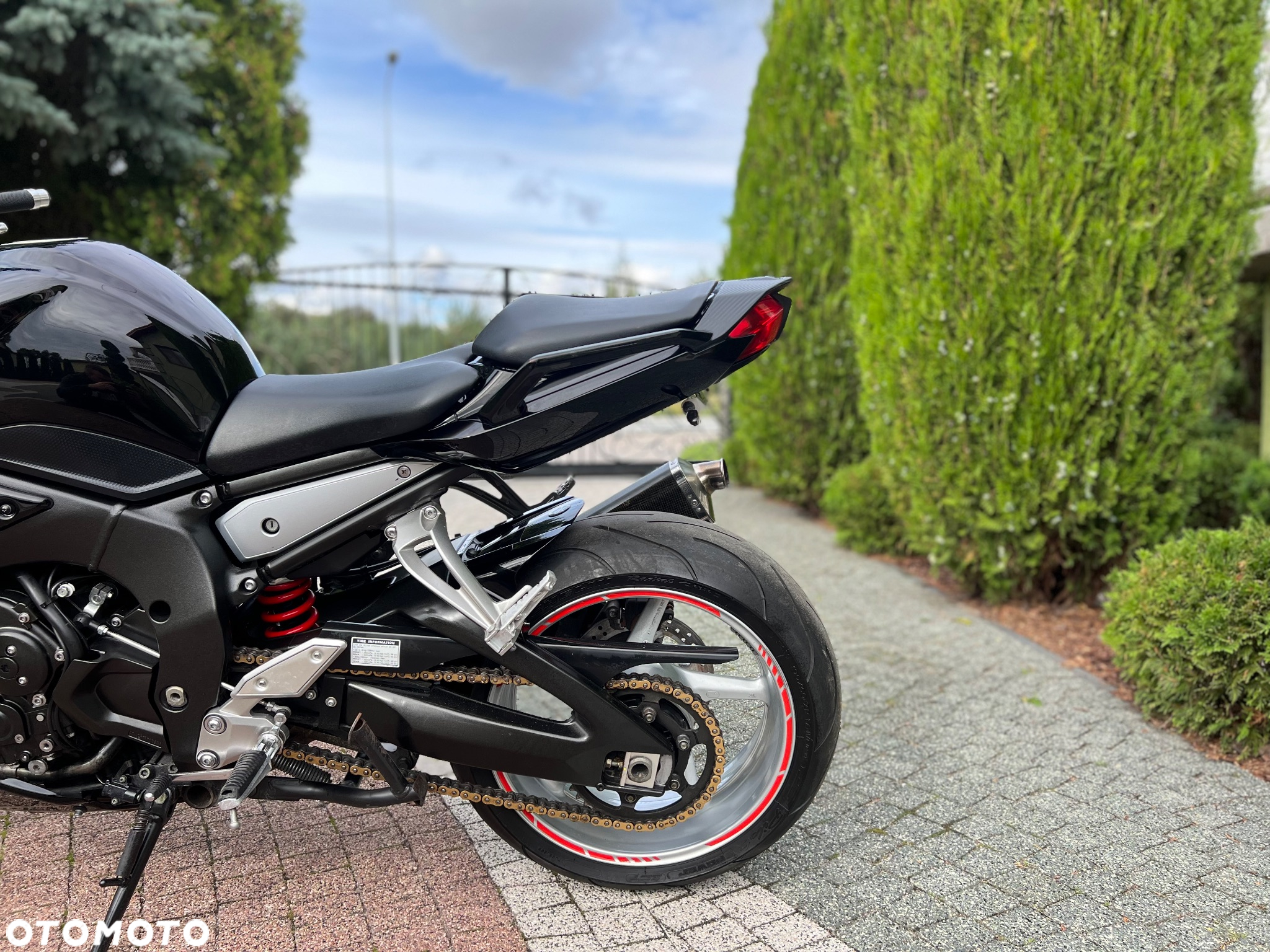 Yamaha FZ - 23