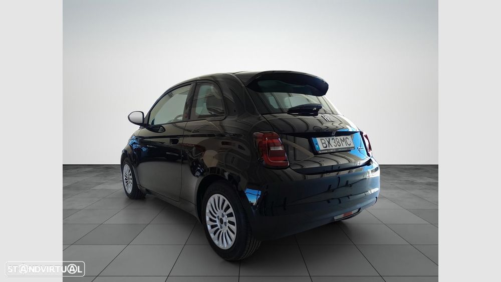 Fiat 500e (RED) - 6