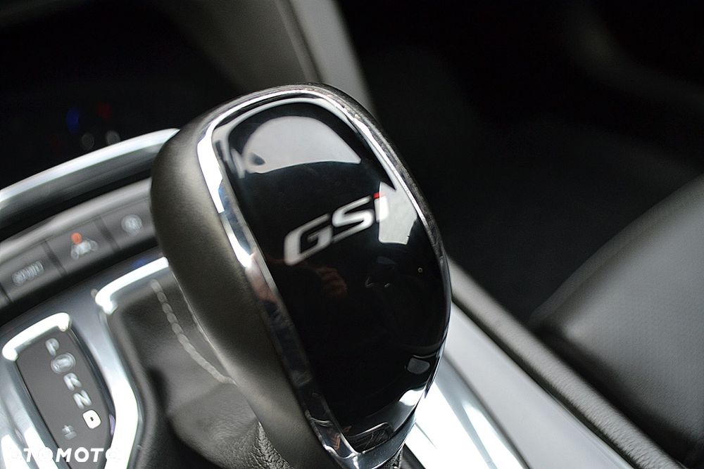 Opel Insignia 2.0 BiTurbo 4x4 GSI - 36